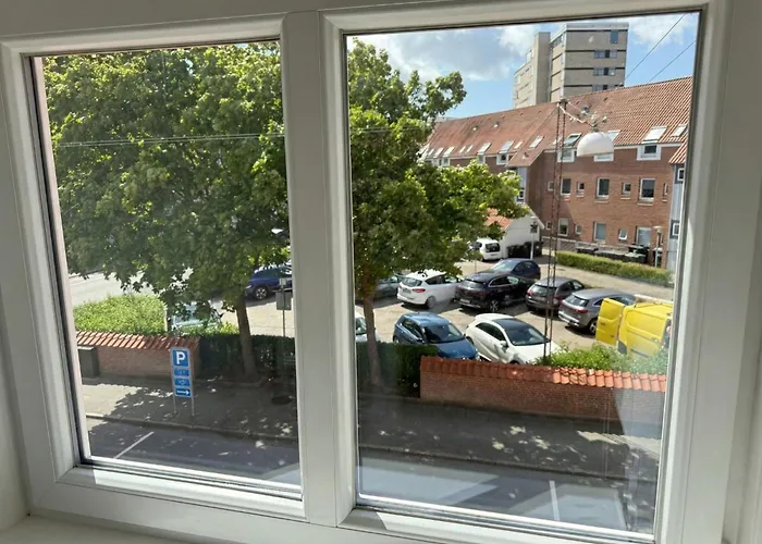 Esbjerg Penthouse - 3Br - City Views - Walk To Everything 에스비에르